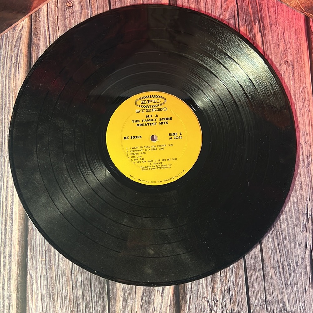 **Sly and the Family Stone - Greatest Hits Vinyl Album (1969) - Vintage** - Picture 6 of 7